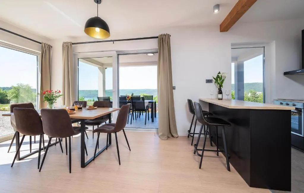 Casa Bella Vista Βίλα Trget 0*,